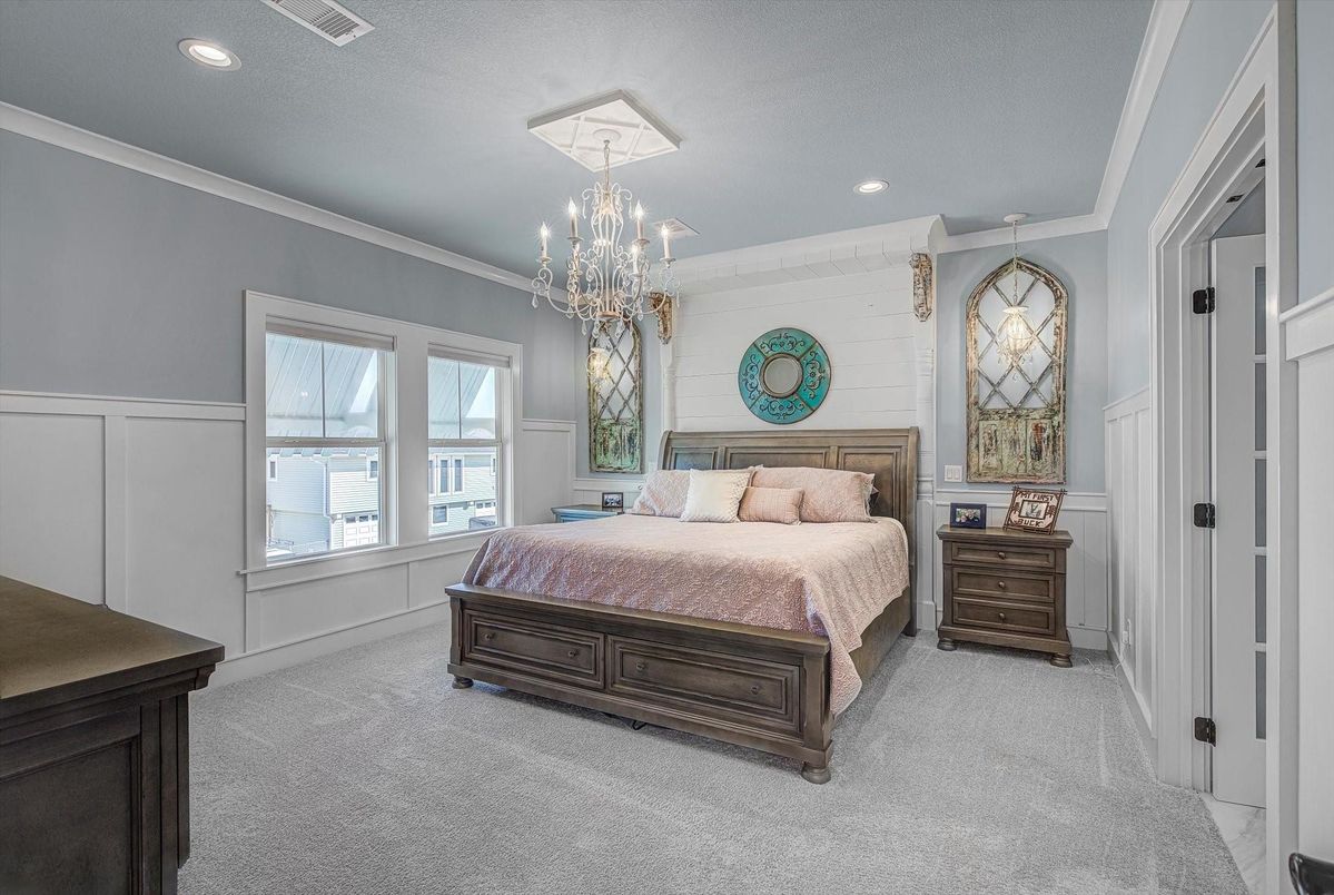 Bedroom, Chandelier, Interior, Recessed Lighting