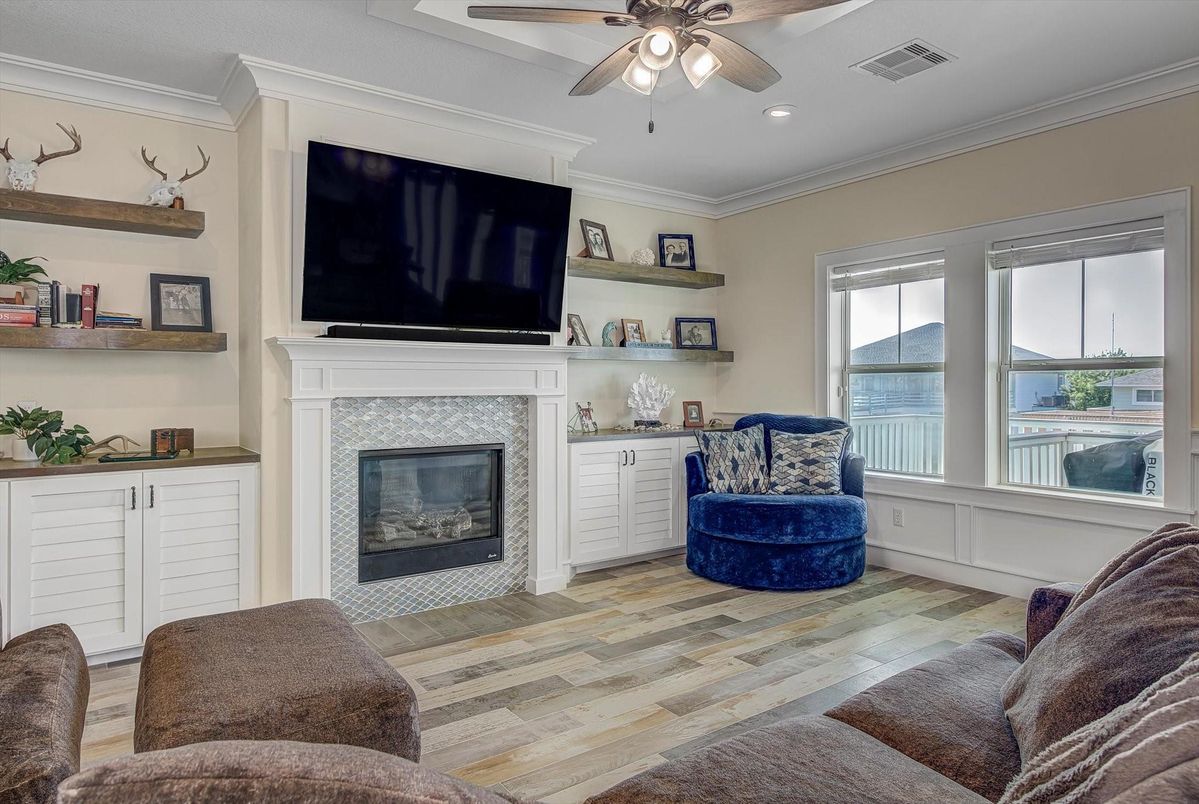 Fireplace, Interior, Recessed Lighting, Wood Texture Flooring
