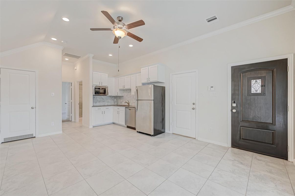 Interior, Kitchen, Recessed Lighting