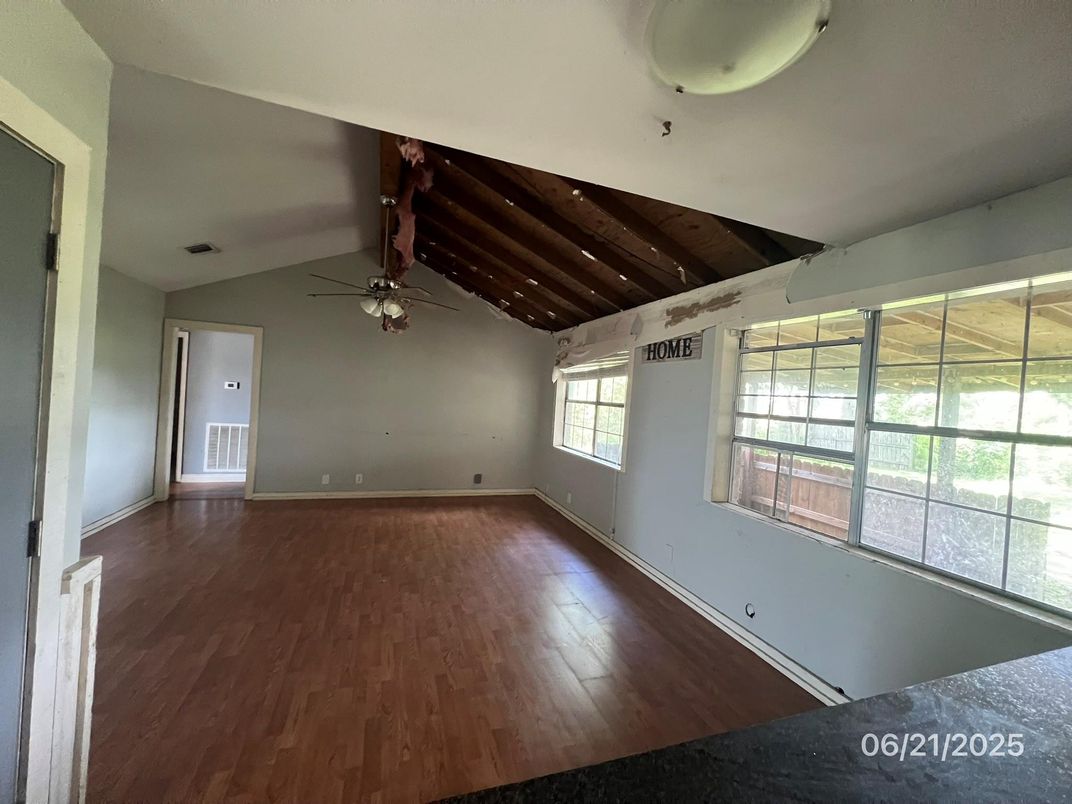 Empty room, Interior, Wooden Beams, Wooden Ceilings, Wood Texture Flooring