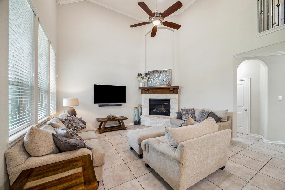 Fireplace, Interior, Living room
