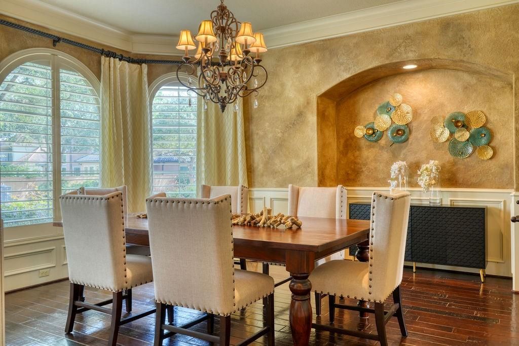 Chandelier, Dining room, Interior, Wood Texture Flooring