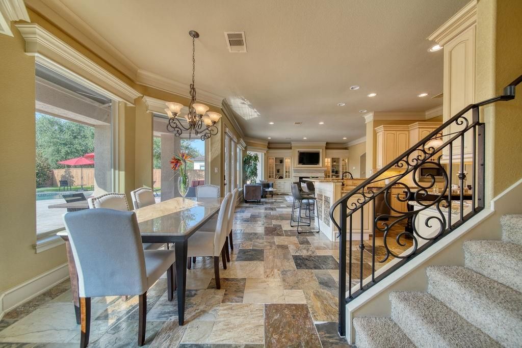Chandelier, Dining room, Fireplace, Interior, Recessed Lighting