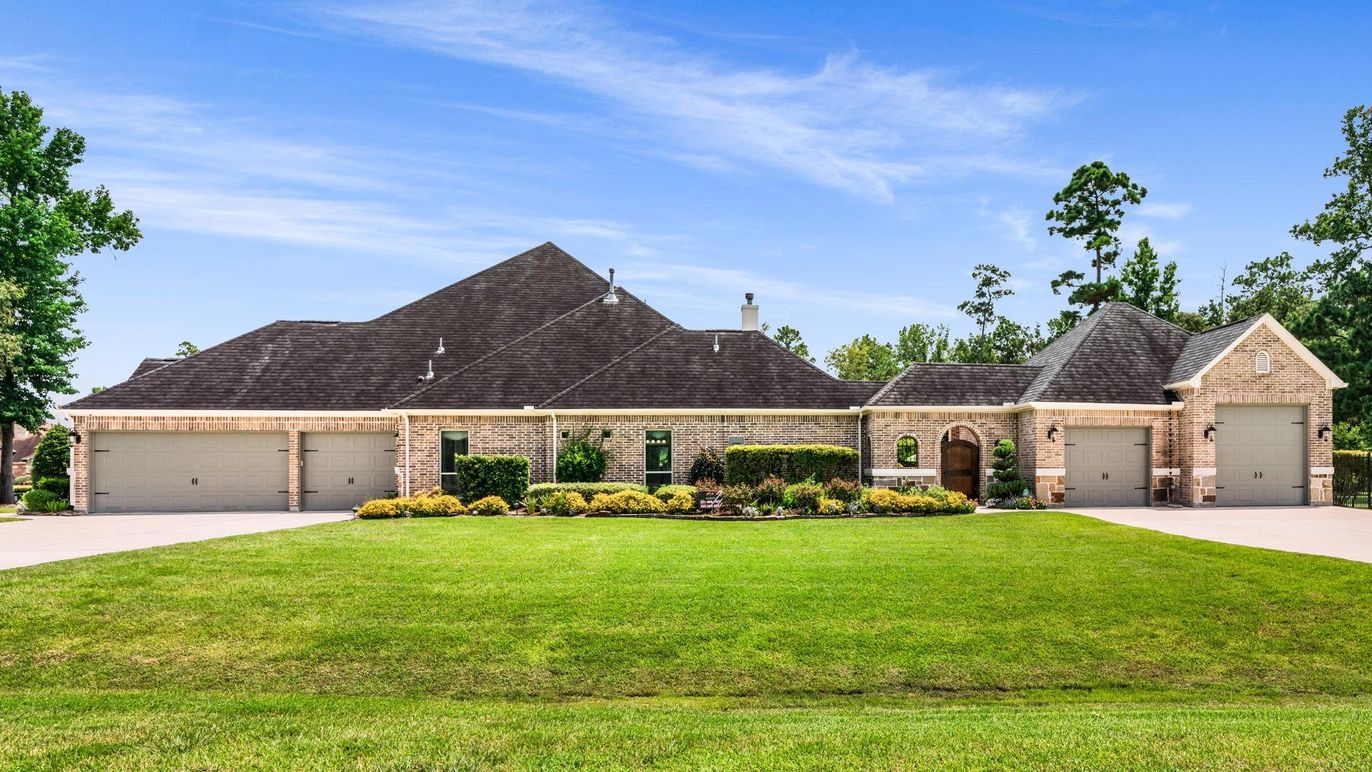Attached, Backyard, Exterior, Facade, Brick Facade, French Provincial