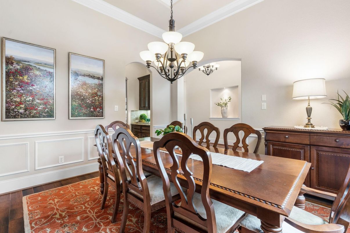 Chandelier, Dining room, Interior, Wood Texture Flooring