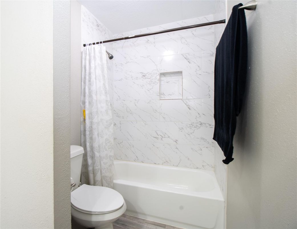 Bathroom, Interior, Marble Walls
