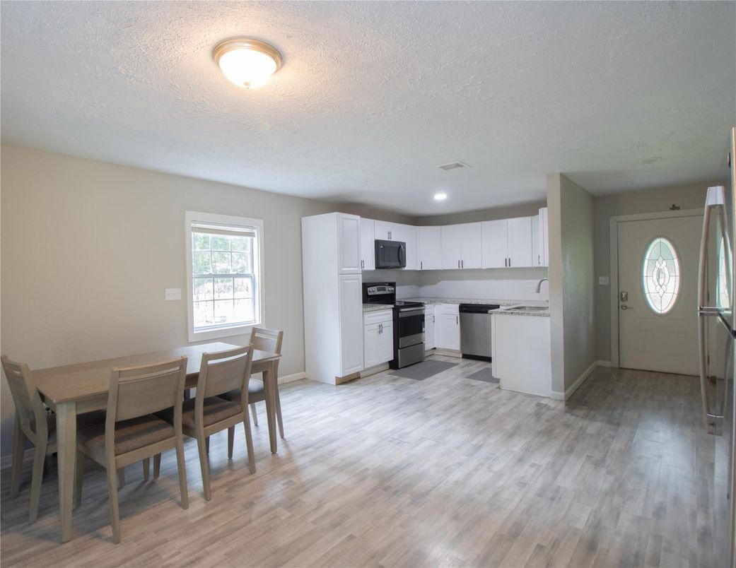 Dining room, Interior, Kitchen, Recessed Lighting, Wood Texture Flooring