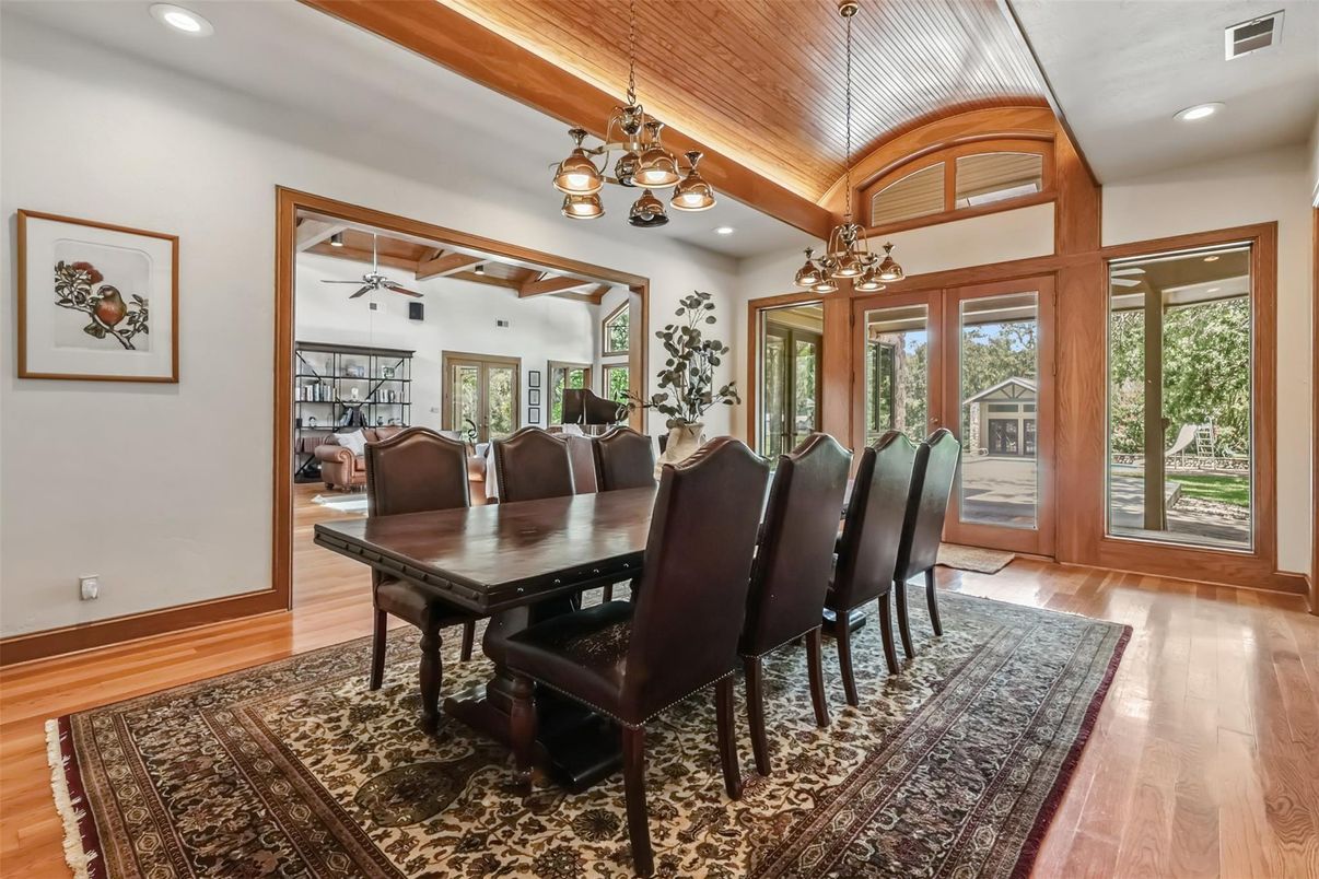 Chandelier, Dining room, Interior, Recessed Lighting, Wooden Beams, Wooden Ceilings, Wood Texture Flooring
