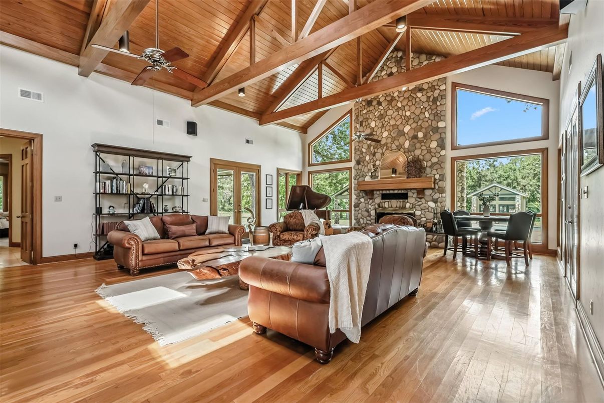 Dining room, Fireplace, Interior, Living room, Stone Walls, Wooden Beams, Wooden Ceilings, Wood Texture Flooring