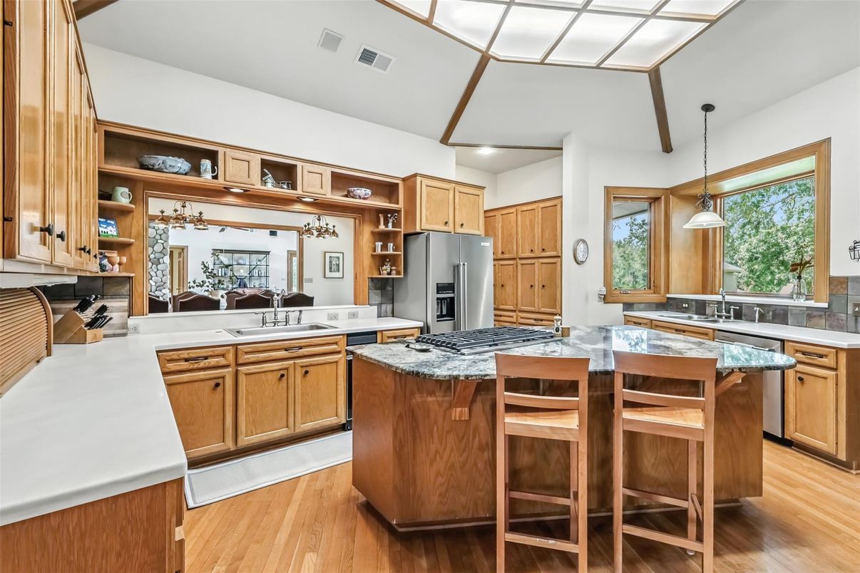 Interior, Kitchen, Pendant Lights, Wood Texture Flooring