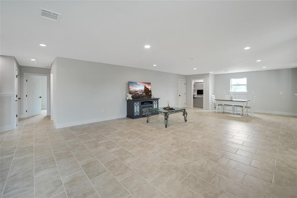 Empty room, Fireplace, Interior, Recessed Lighting