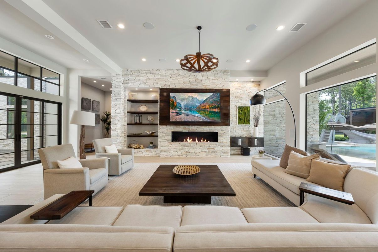 Fireplace, Interior, Living room, Pendant Lights, Recessed Lighting, Stone Walls