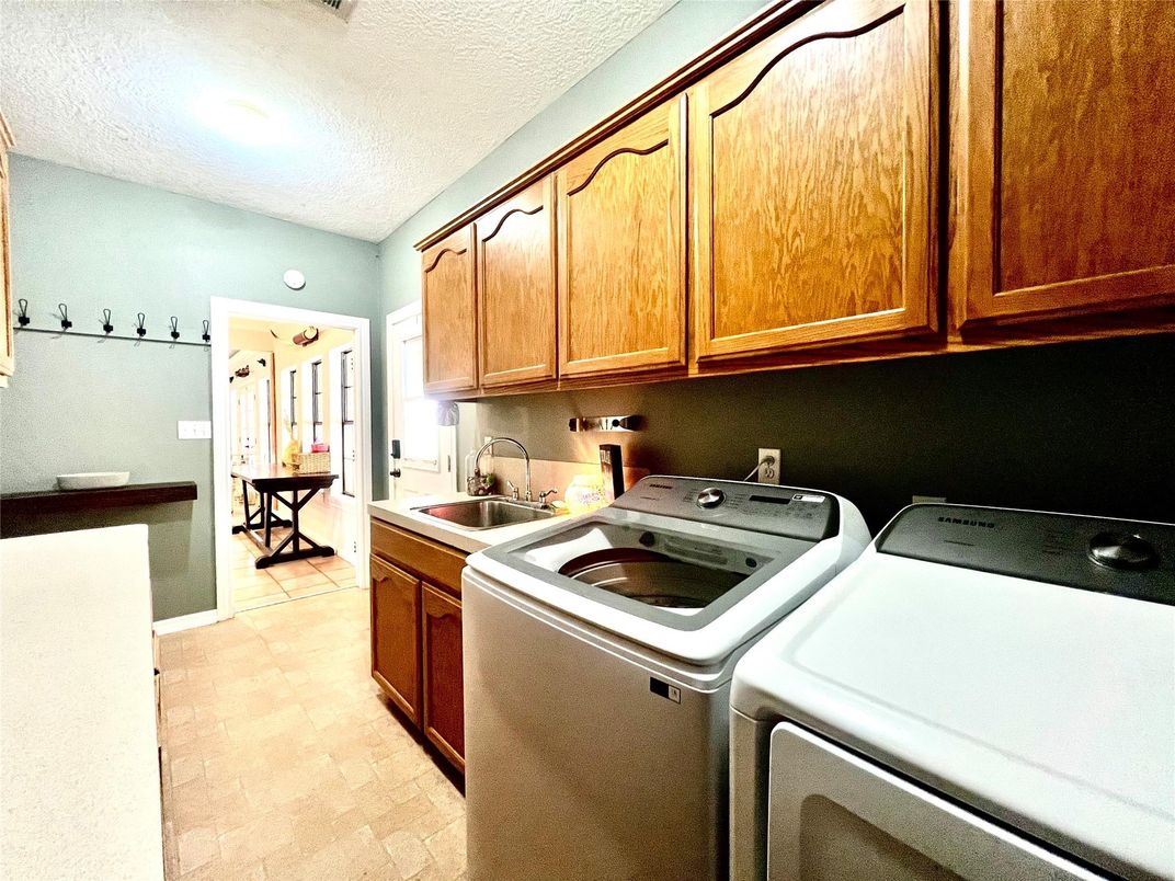 Interior, Washer