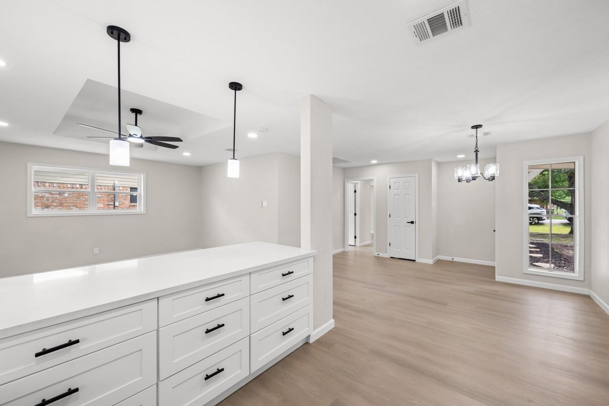 Empty room, Interior, Pendant Lights, Recessed Lighting, Wood Texture Flooring