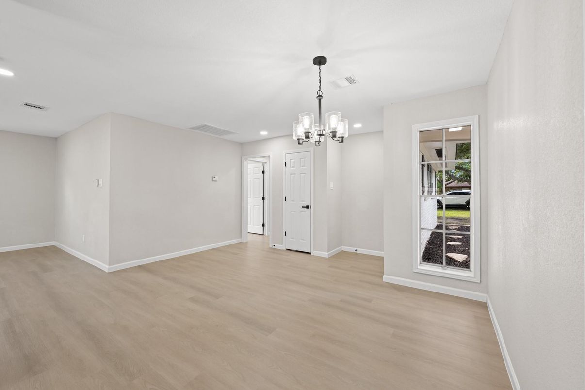 Chandelier, Empty room, Interior, Pendant Lights, Recessed Lighting, Wood Texture Flooring
