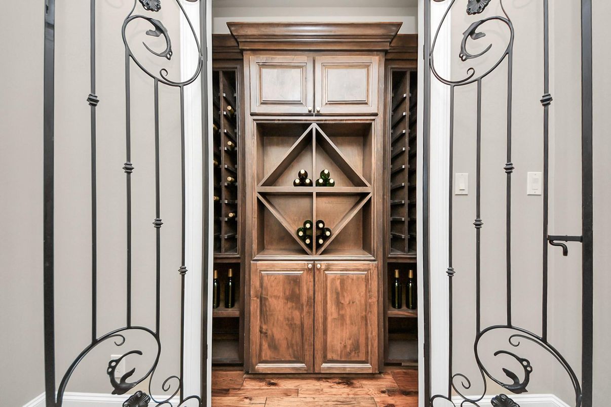 Interior, Wine Storage, Wood Texture Flooring
