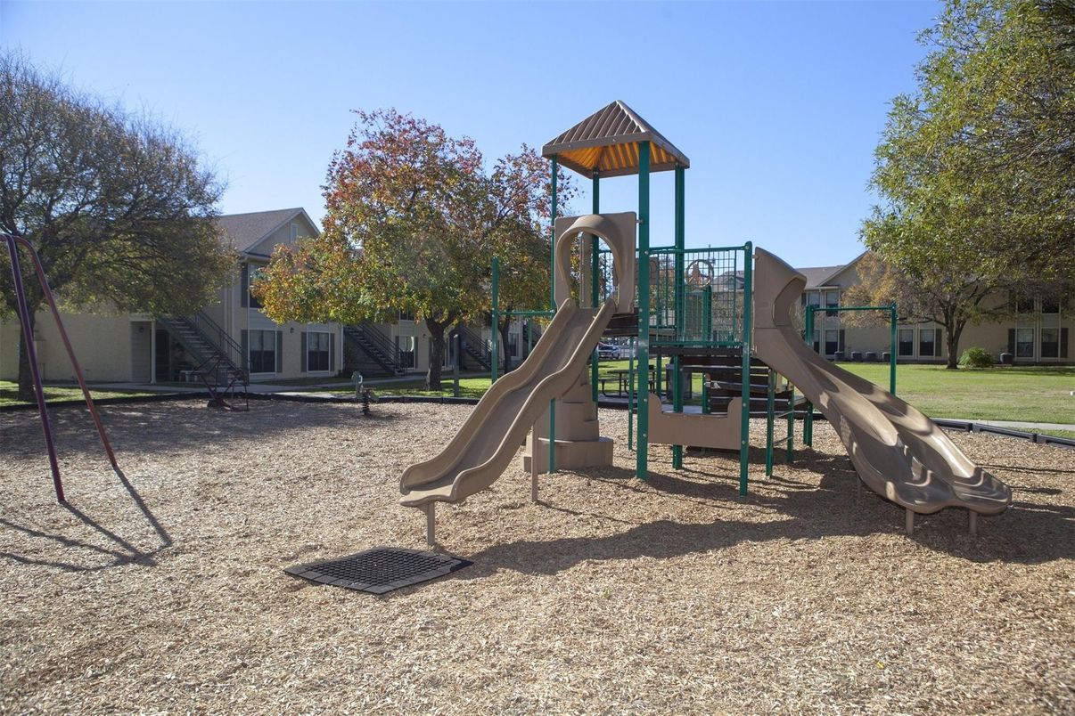 Backyard, Exterior, Playground