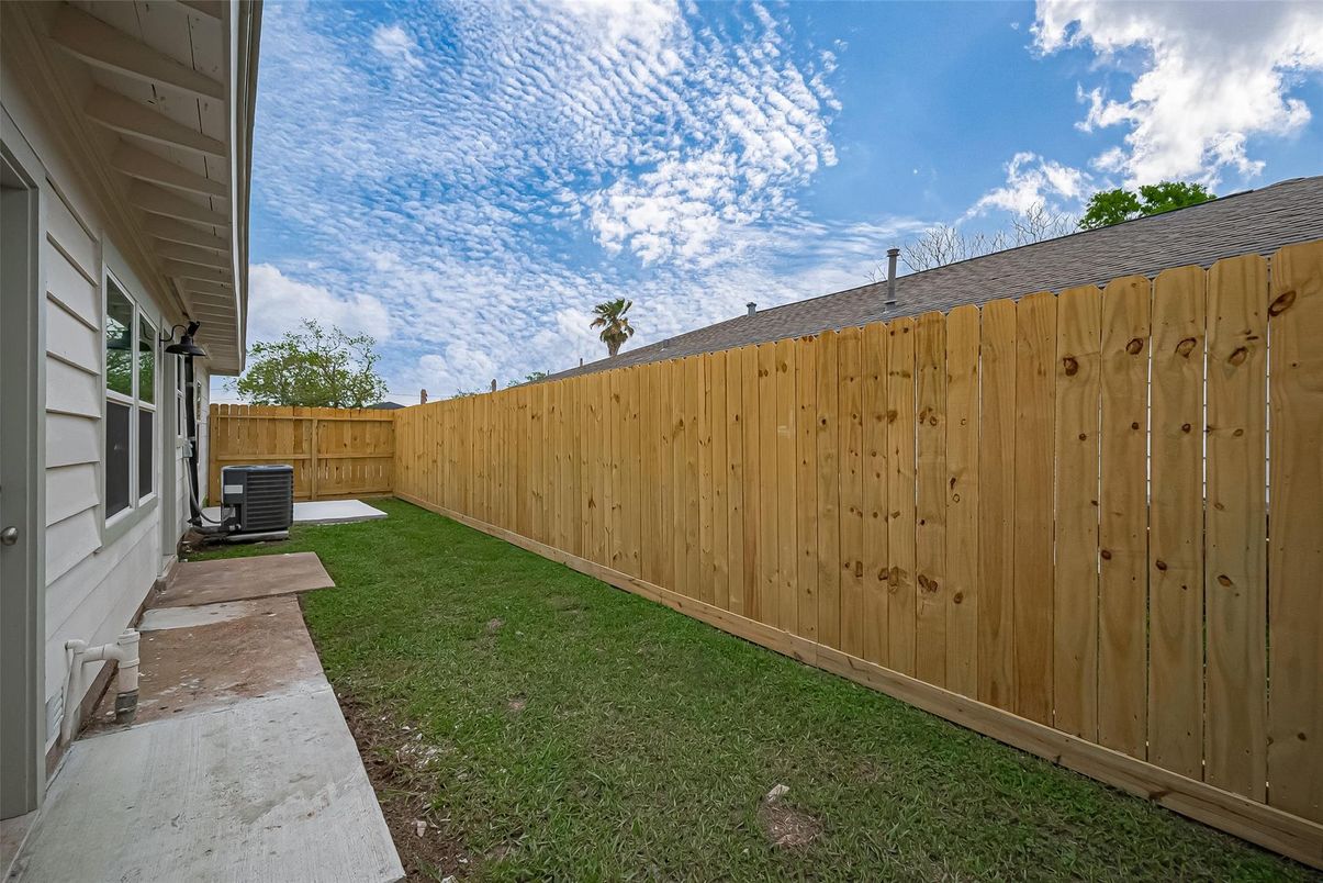 Backyard, Exterior