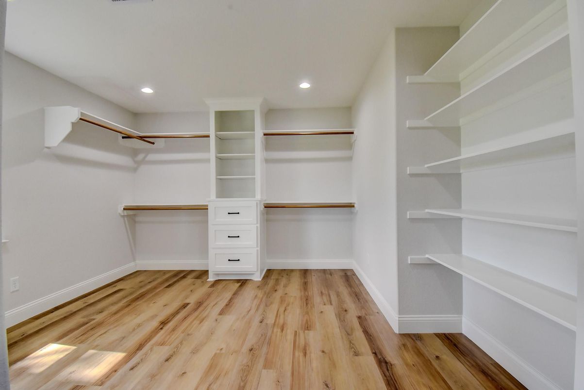 Interior, Recessed Lighting, Walk-in Closets, Wood Texture Flooring