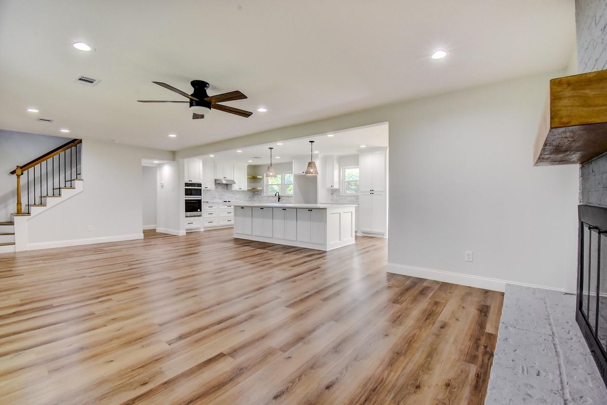 Interior, Kitchen, Pendant Lights, Recessed Lighting, Wood Texture Flooring