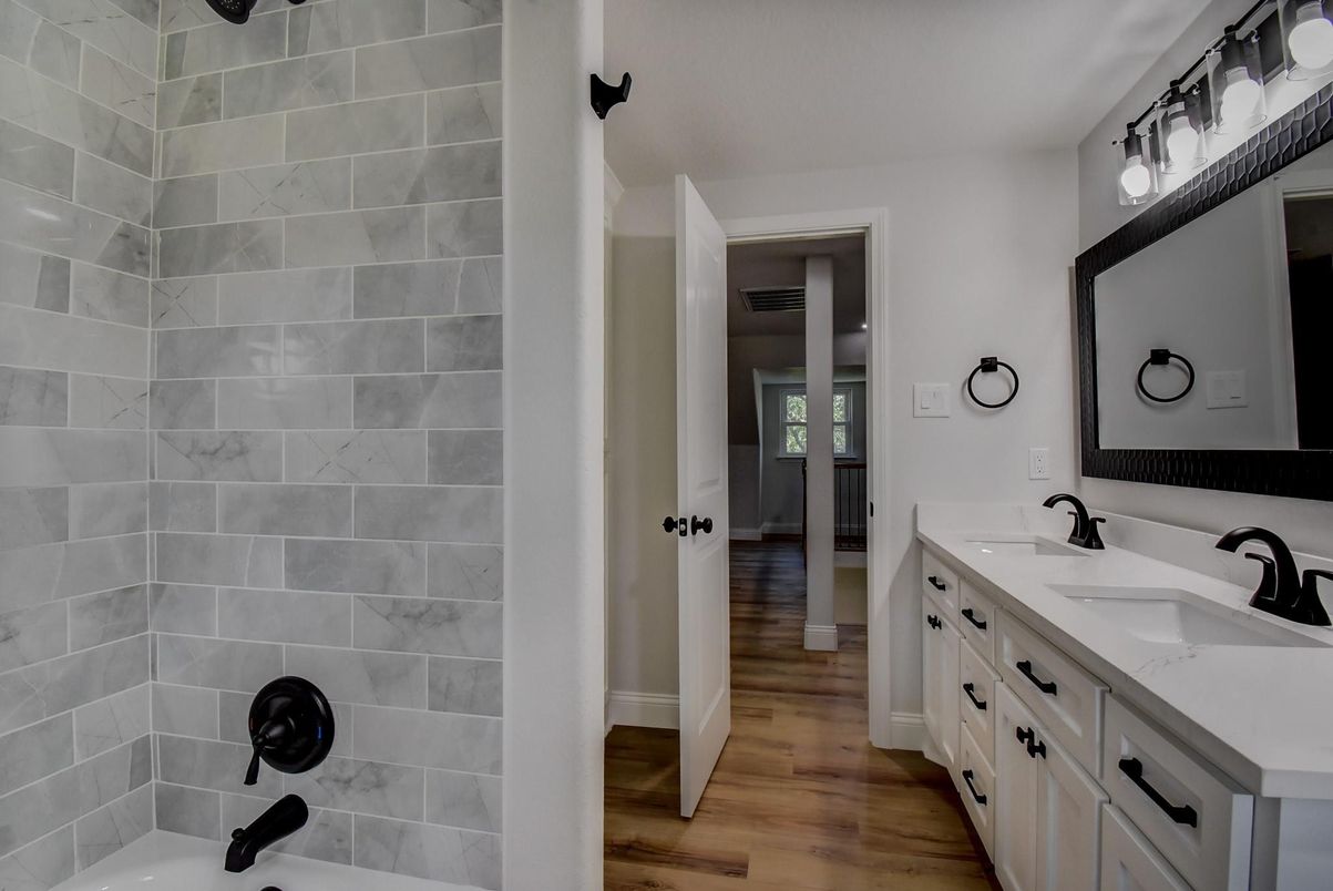 Bathroom, Dual Sink Vanities, Interior, Wood Texture Flooring
