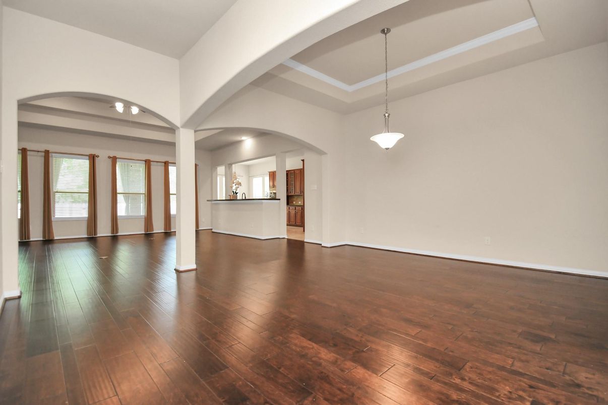 Empty room, Interior, Pendant Lights, Wood Texture Flooring