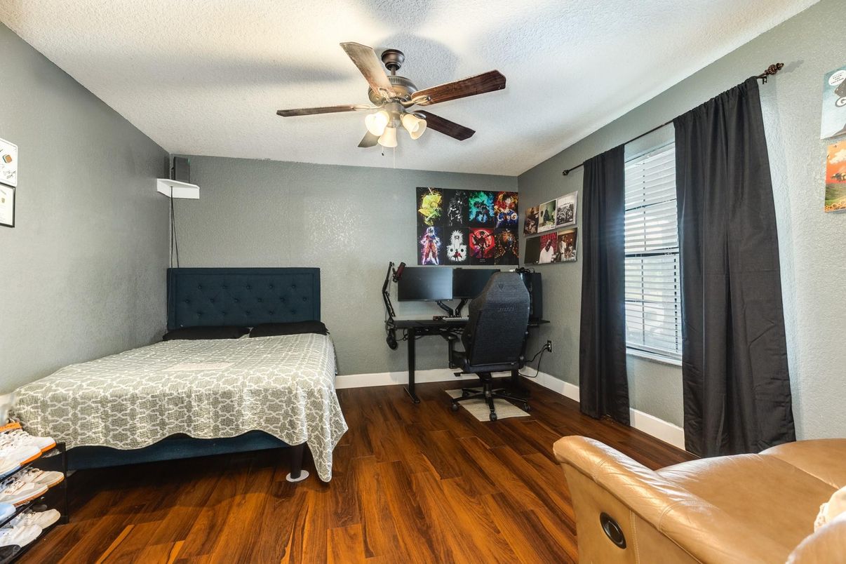 Bedroom, Home Office, Interior, Wood Texture Flooring