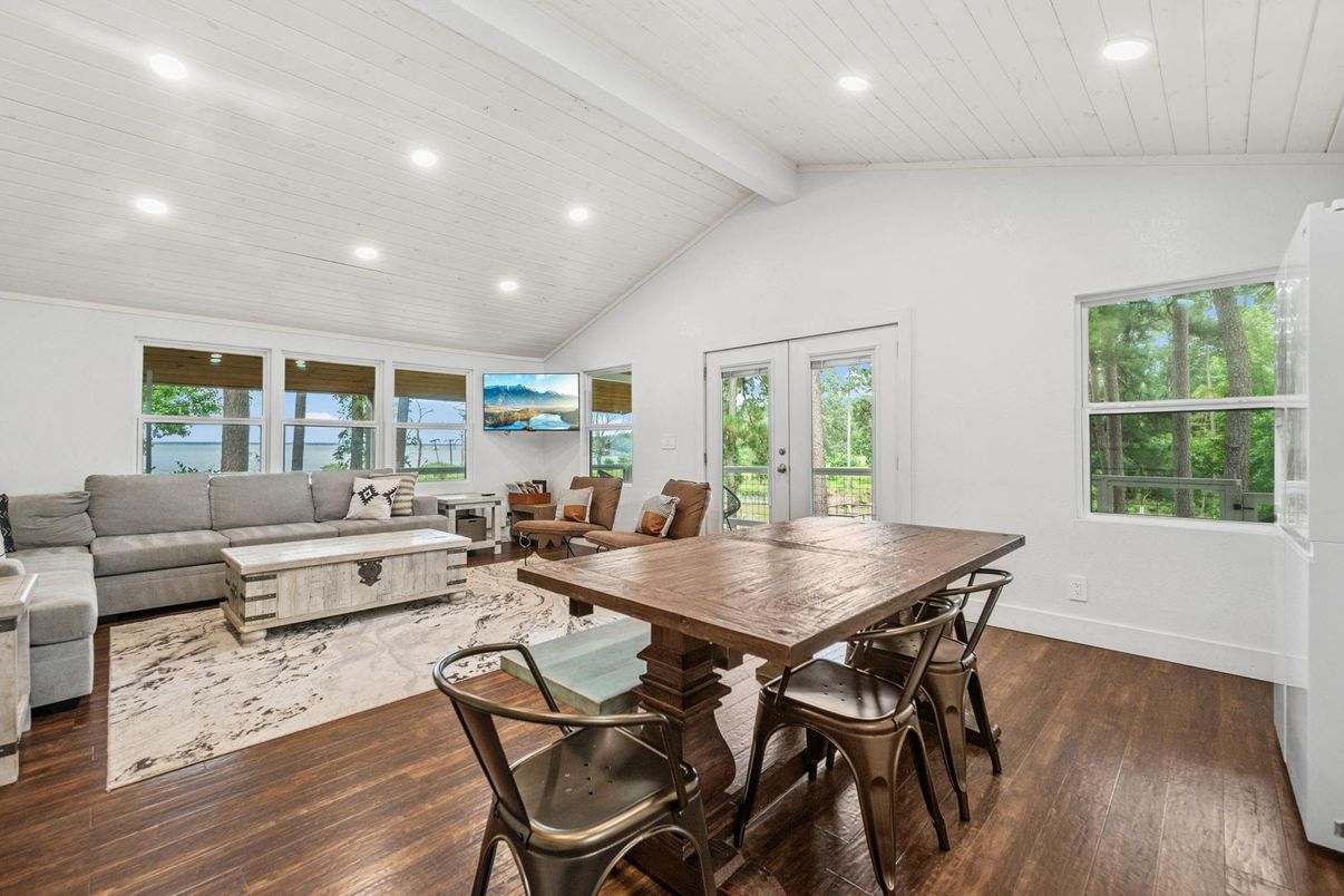 Dining room, Interior, Living room, Recessed Lighting, Wood Texture Flooring