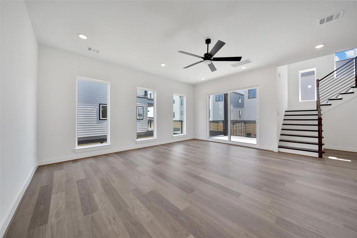 Empty room, Interior, Recessed Lighting, Wood Texture Flooring