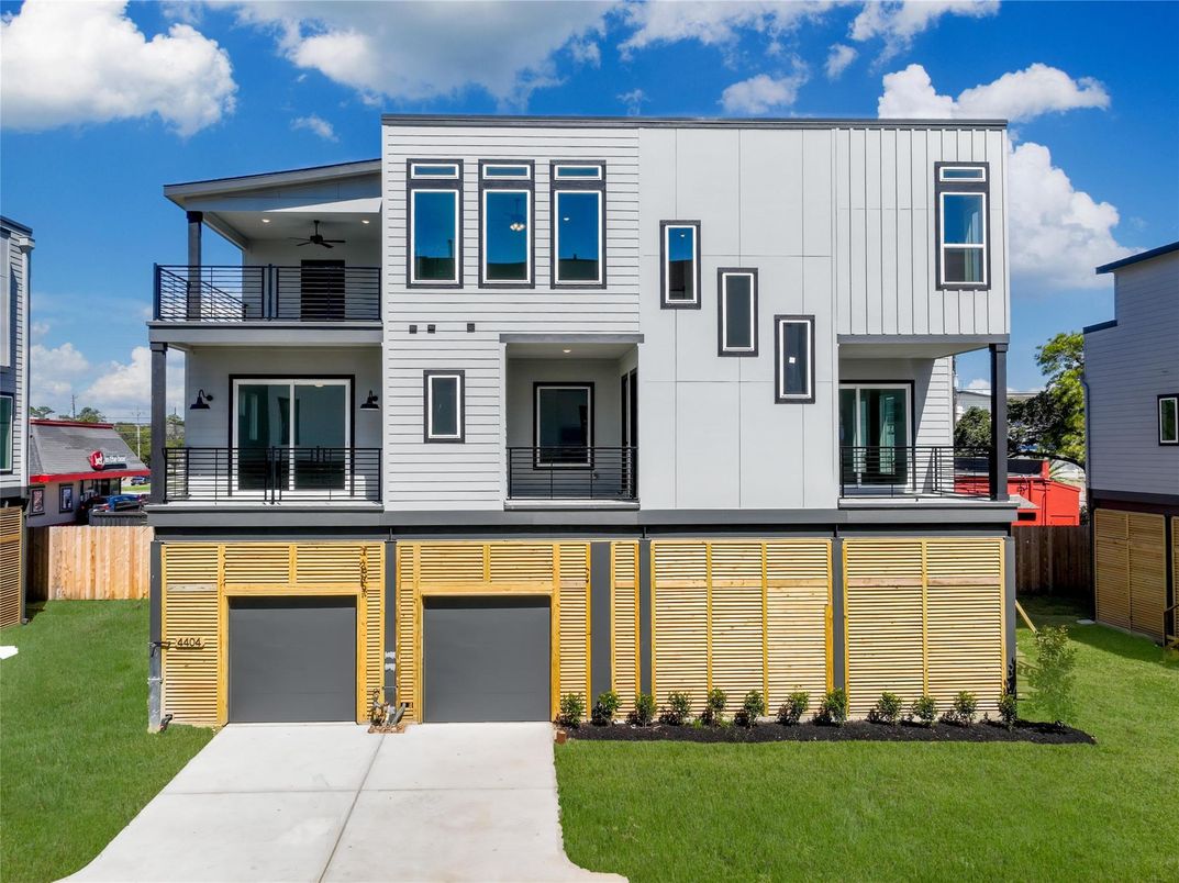 Attached, Exterior, Facade, Modern
