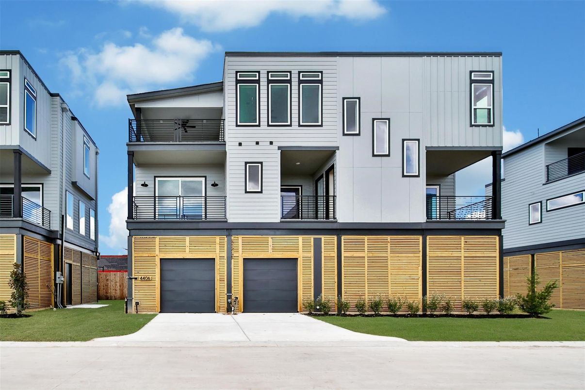 Attached, Exterior, Facade, Modern