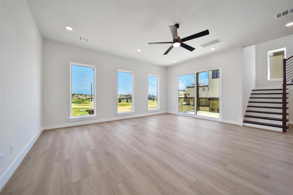 Empty room, Interior, Recessed Lighting, Wood Texture Flooring