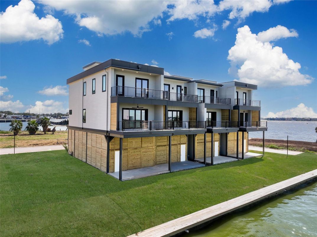 Backyard, Exterior, Water
