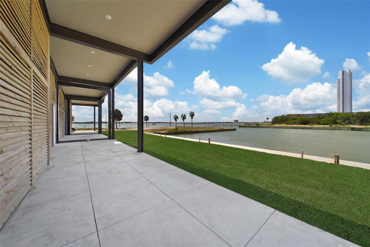 Backyard, Exterior, Water
