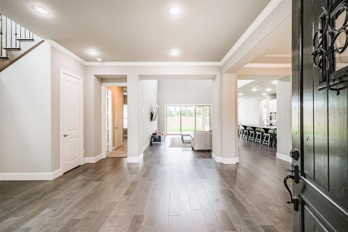 Dining room, Interior, Recessed Lighting, Wood Texture Flooring