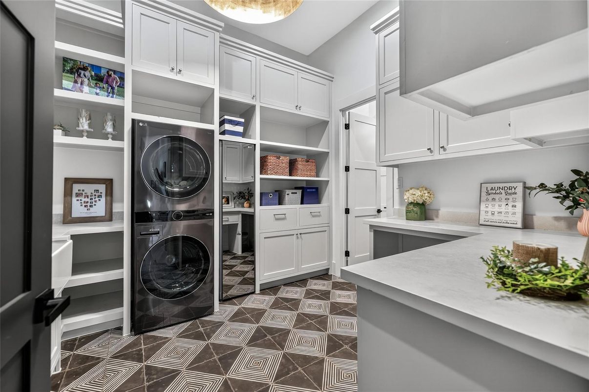 Interior, Washer