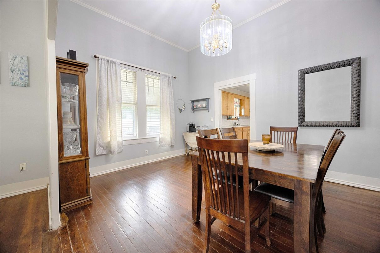 Chandelier, Dining room, Interior, Wood Texture Flooring