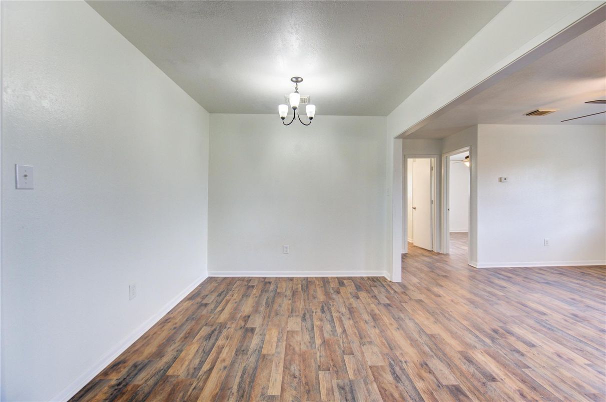 Chandelier, Empty room, Interior, Wood Texture Flooring
