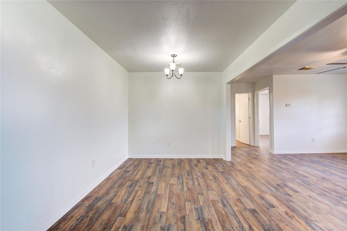 Chandelier, Empty room, Interior, Wood Texture Flooring