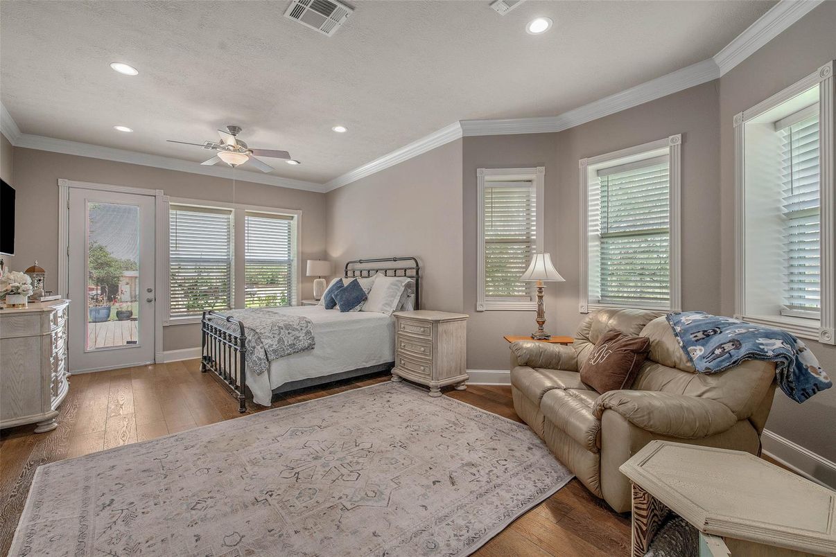 Bedroom, Interior, Recessed Lighting, Wood Texture Flooring