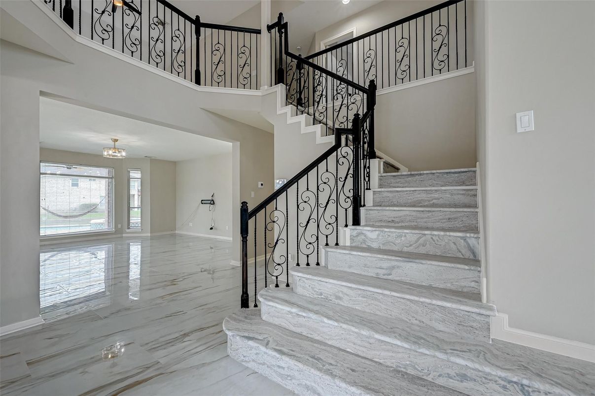 Chandelier, Interior, Marble