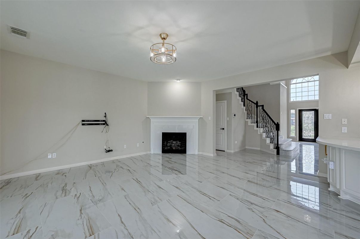 Empty room, Fireplace, Interior, Marble