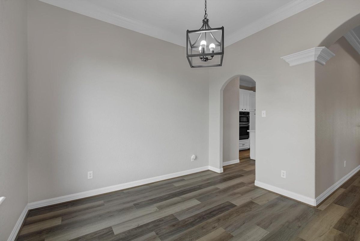 Interior, Pendant Lights, Wood Texture Flooring