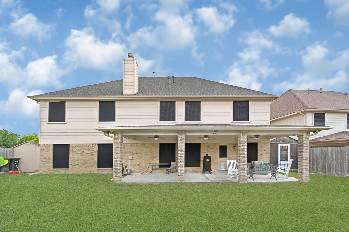 Backyard, Exterior