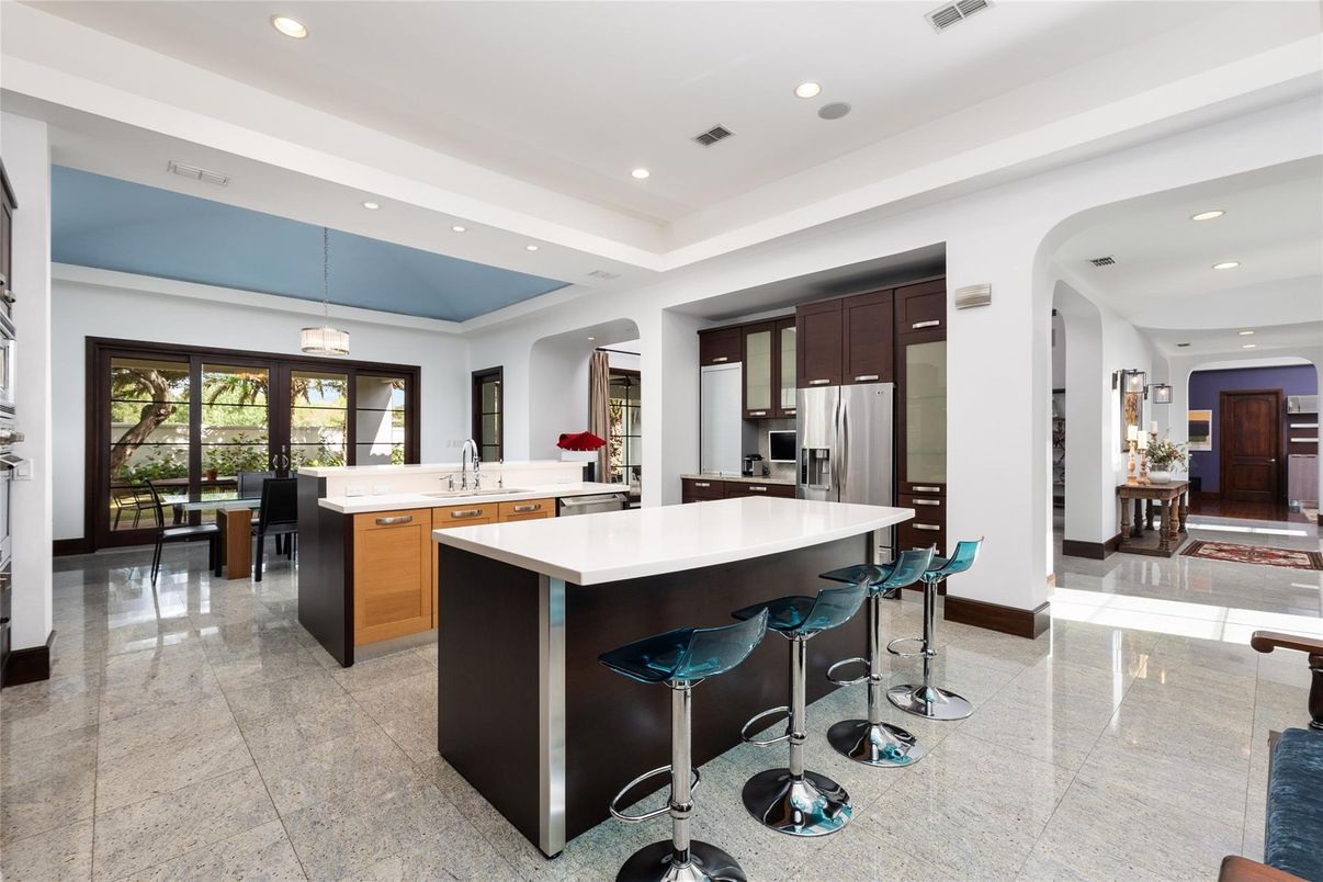 Interior, Kitchen, Pendant Lights, Recessed Lighting, Stainless Steel Appliances
