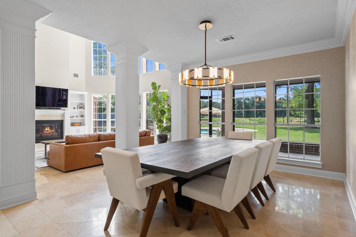 Chandelier, Dining room, Fireplace, Interior, Living room, Pendant Lights