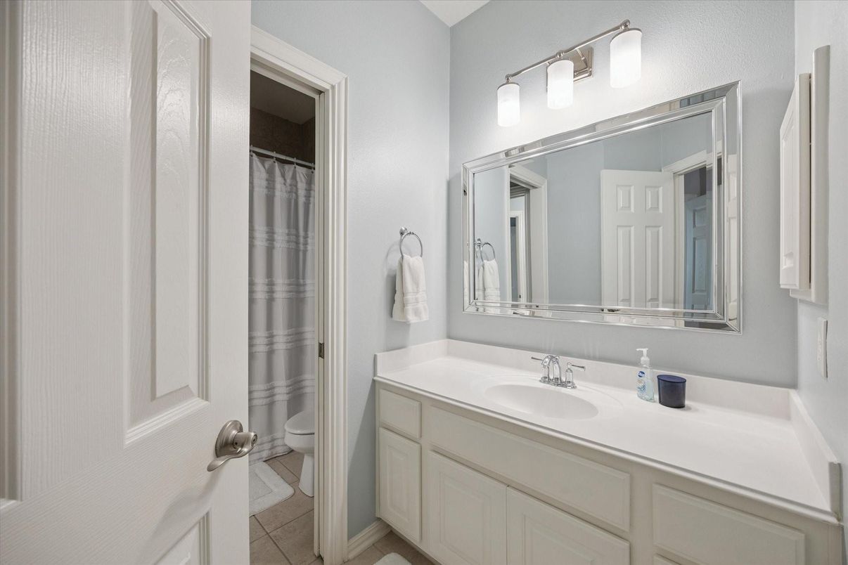 Bathroom, Interior
