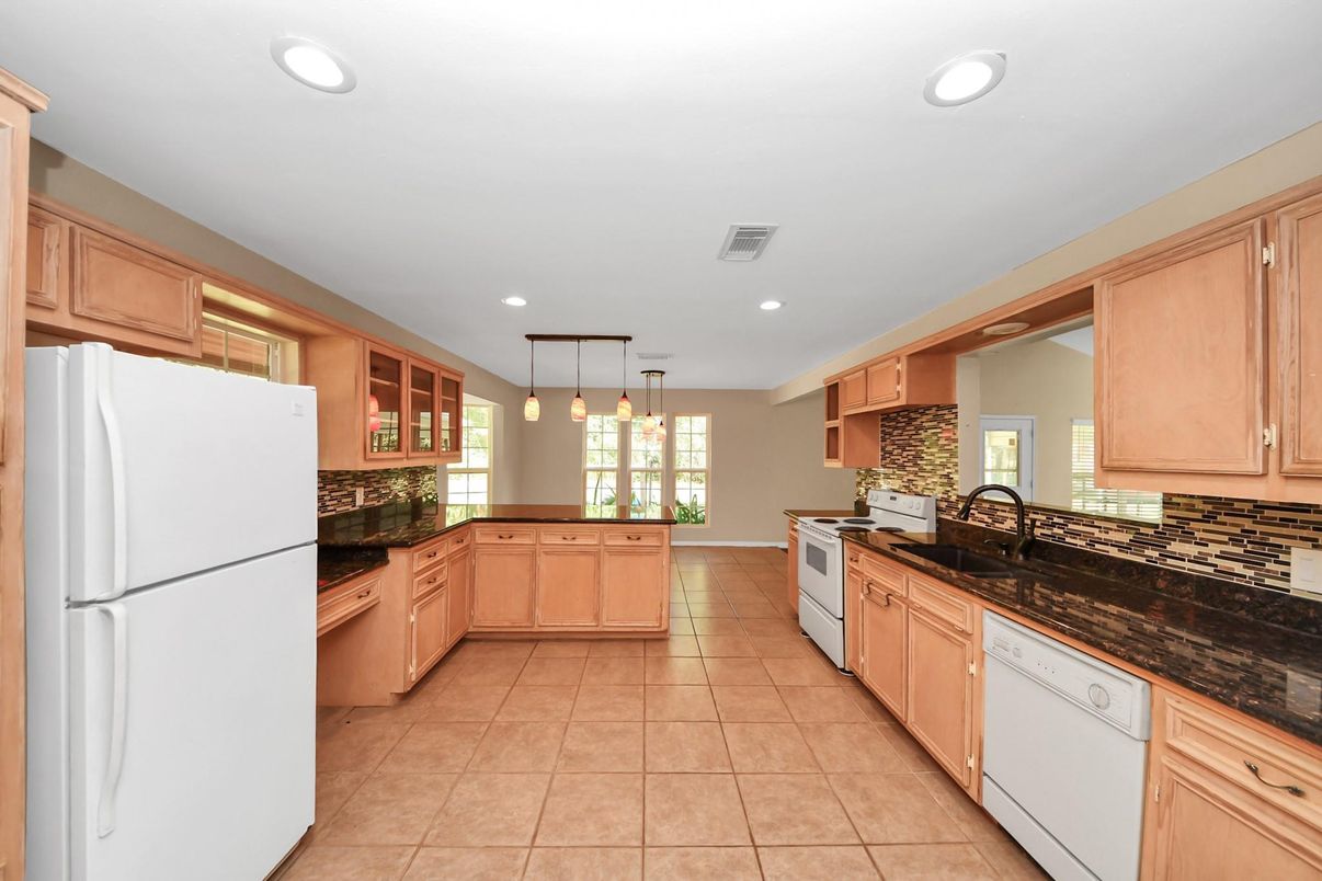 Interior, Kitchen, Pendant Lights, Recessed Lighting