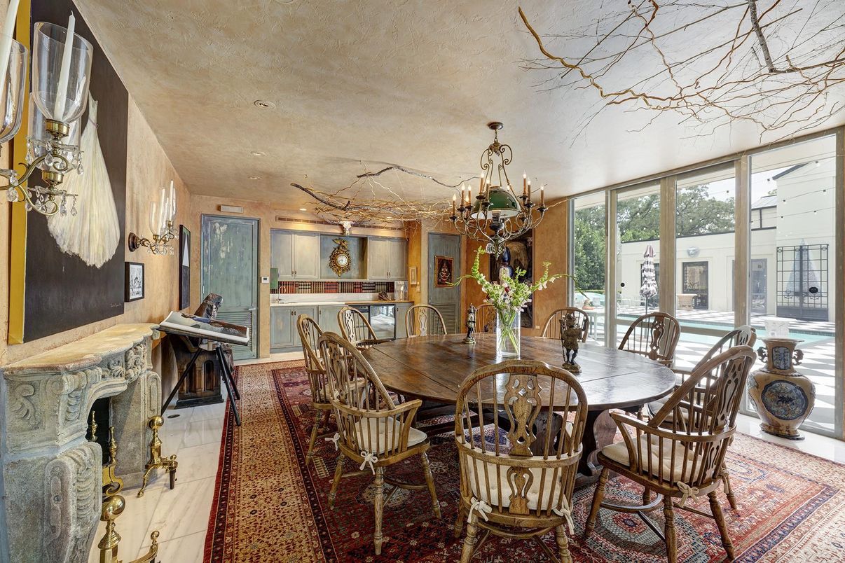 Chandelier, Dining room, Fireplace, Interior