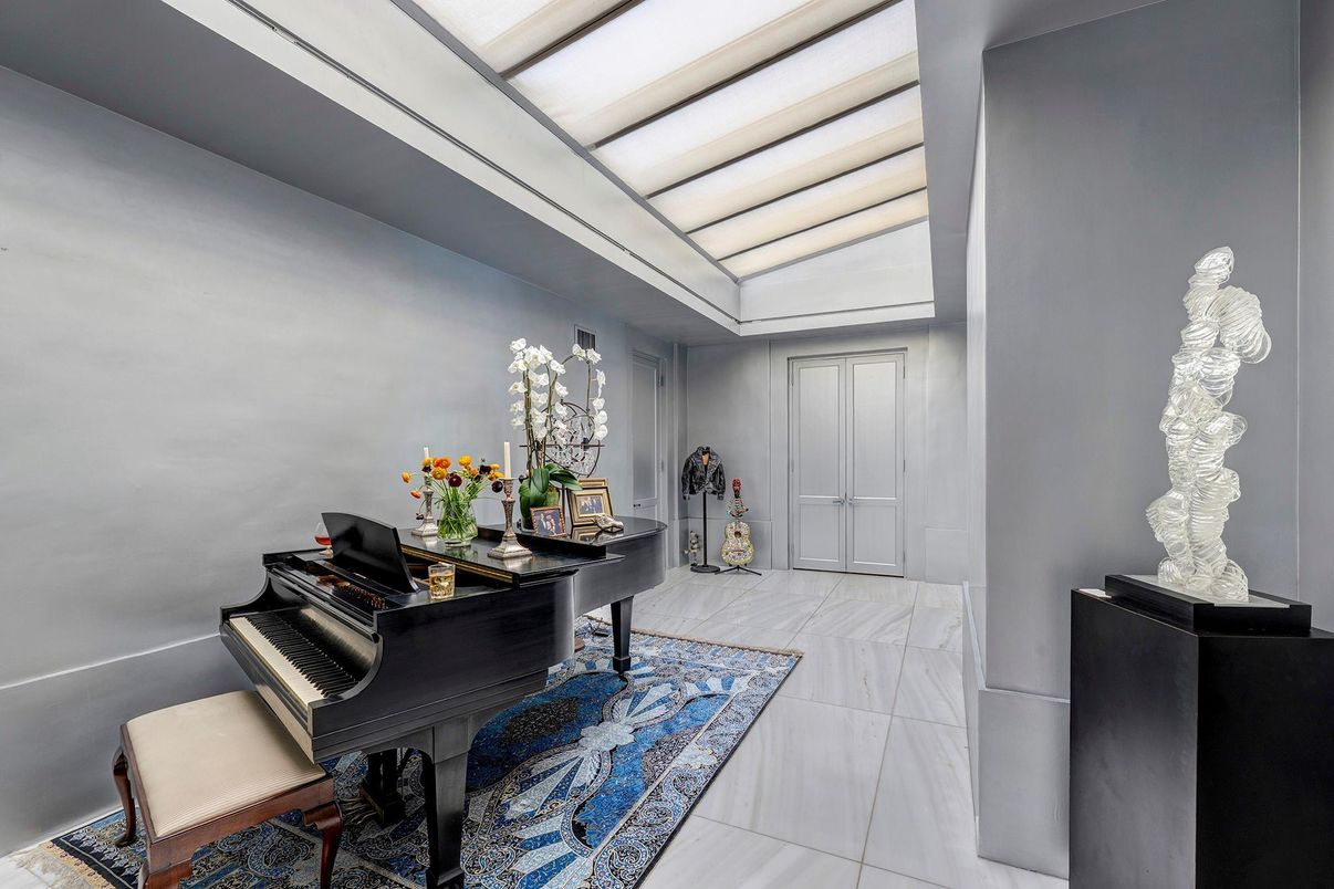 Interior, Marble, Piano